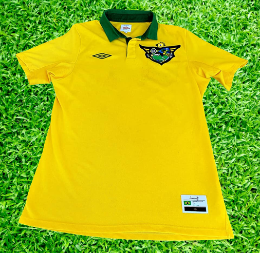 BRAZIL 2010 UMBRO WORLD CHAMPIONS COLLECTION CREST BY FERNANDO