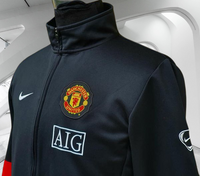 ENGLISH PREMIER MANCHESTER UNITED FC 2009-2010 LEAGUE CUP CHAMPION LINE-UP NIKE JACKET LARGE # 355106-010